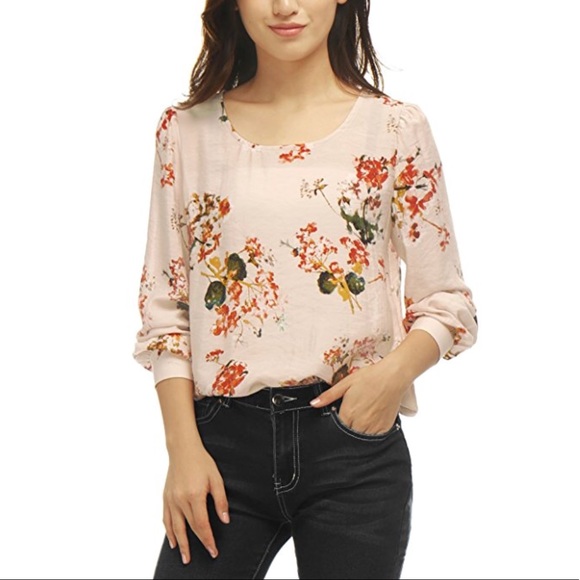 Boutique Tops - Boho Chic Floral Print Lightweight Flowy Blouse